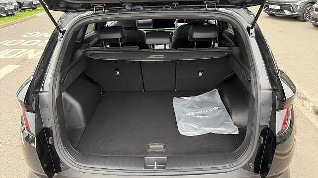 Hyundai TUCSON 1.6T Plug-in Hybrid Black Line 5dr Auto Estate