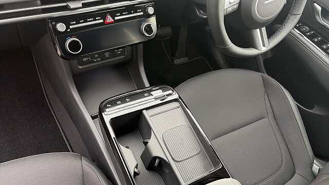 Hyundai TUCSON 1.6T 239 Hybrid Black Line 5dr Auto Hybrid Estate