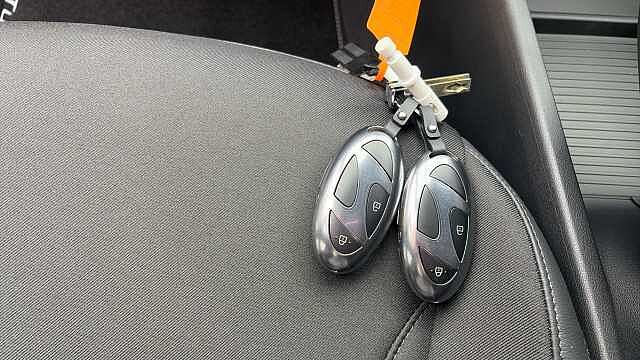 Hyundai TUCSON 1.6T 239 Hybrid Black Line 5dr Auto Hybrid Estate