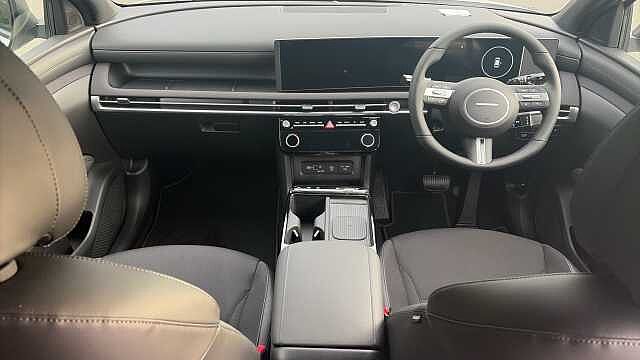 Hyundai TUCSON 1.6T 239 Hybrid Black Line 5dr Auto Hybrid Estate