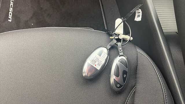 Hyundai TUCSON 1.6T 239 Hybrid Black Line 5dr Auto Hybrid Estate