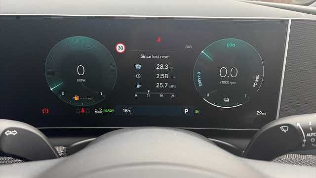 Hyundai TUCSON 1.6T 239 Hybrid Black Line 5dr Auto Hybrid Estate