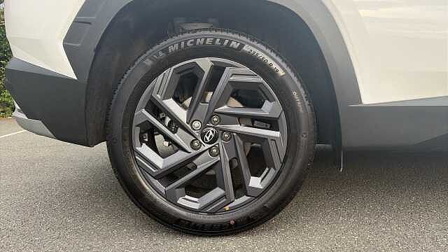 Hyundai TUCSON 1.6T 239 Hybrid Black Line 5dr Auto Hybrid Estate