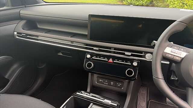 Hyundai TUCSON 1.6T 239 Hybrid Black Line 5dr Auto Hybrid Estate