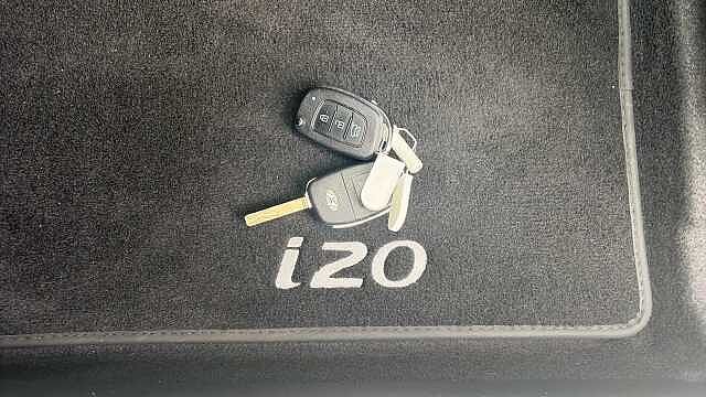 Hyundai i20 1.0T GDi 48V MHD SE Connect 5dr Petrol Hatchback