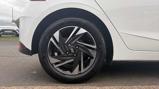 Hyundai i20 1.0T GDi 48V MHD SE Connect 5dr Petrol Hatchback