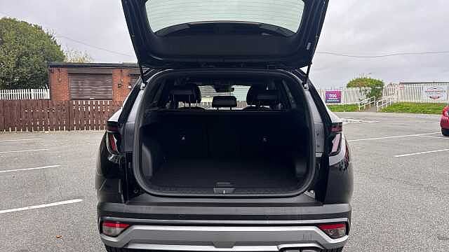 Hyundai TUCSON 1.6T 239 Hybrid Black Line 5dr Auto Hybrid Estate