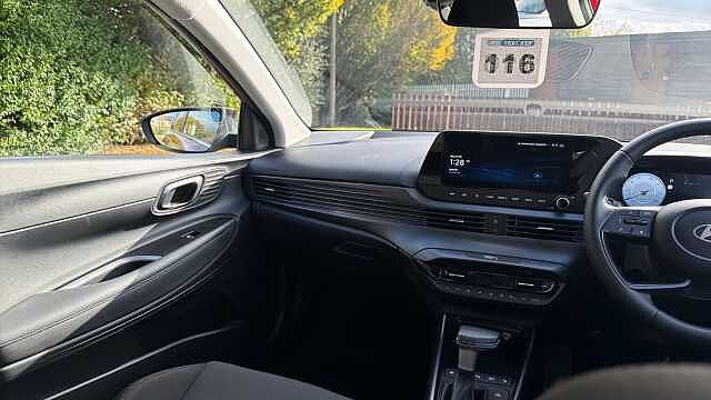 Hyundai BAYON 1.0 TGDi Premium 5dr DCT Petrol Hatchback